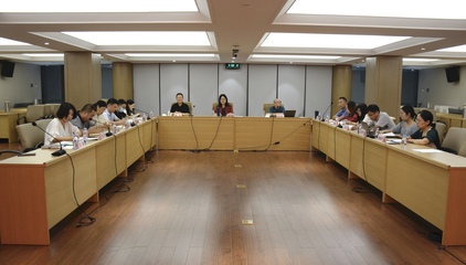 发挥职业教育在乡村振兴中的作用——郑亚莉校长主持召开经济信息咨询座谈会